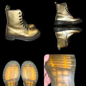 Dr. Martens Pascal 8-Eye Patent Metallic Gold Lace-Up Combat Boots Women's SZ5